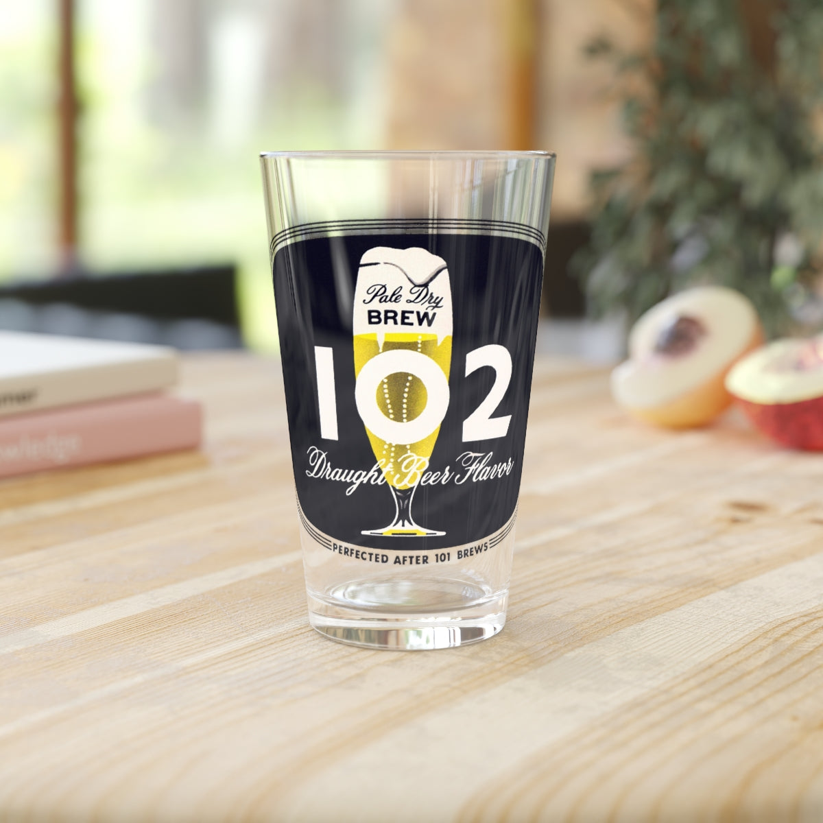 102 Pale Dry Brew Draught Beer, Maier Brewing Co., Los Angeles CA Pint Glass