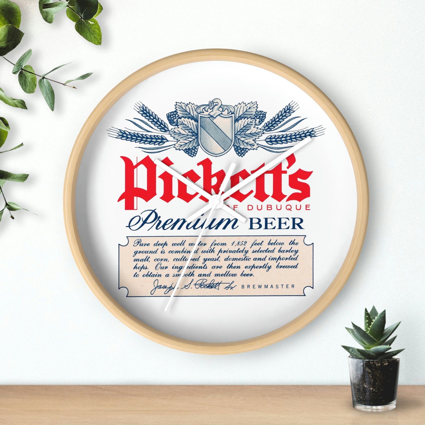 Pickett's of Dubuque Wall Clock, Famous Dubuque IA Premium Beer, Closed Brewery